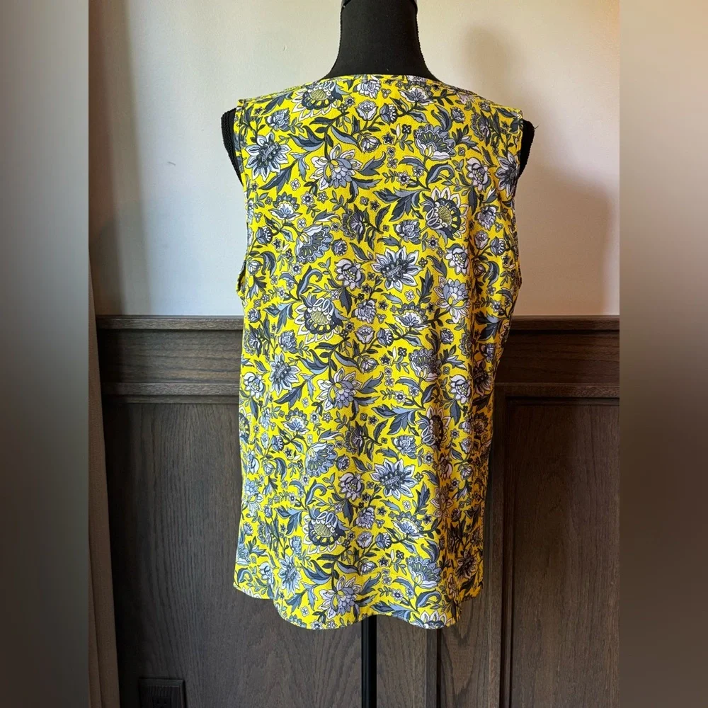 MICHAEL Michael Kors - Floral Yellow Sleeveless lightweight flowy Top - Picture 6 of 9
